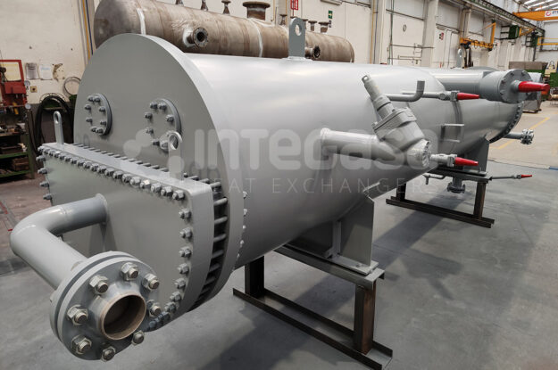 CASCADE CONDENSERS CO2/NH3 (SPRAY CHILLERS)